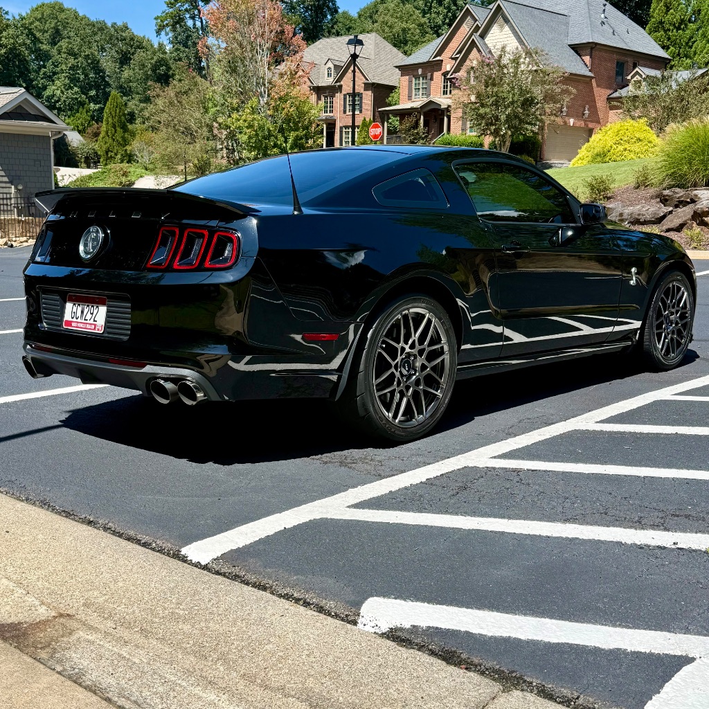 2013 Ford Mustang Shelby GT500 - Photo 9