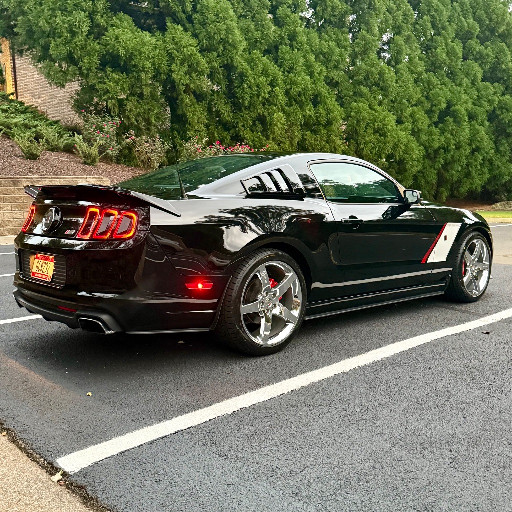 2014 Ford Mustang GT Premium - Photo 11