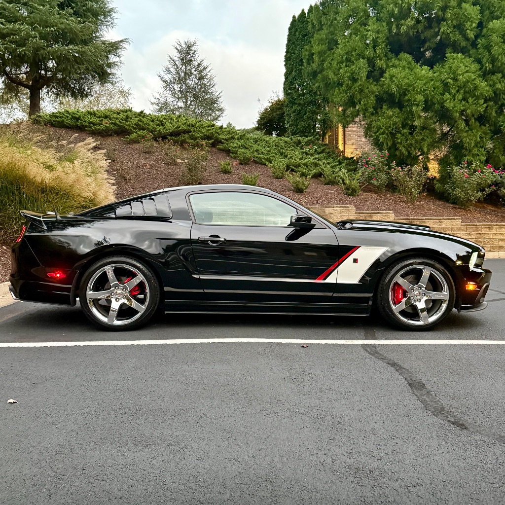 2014 Ford Mustang GT Premium - Photo 12